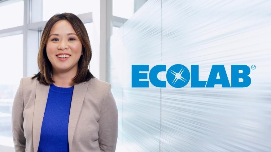 Ecolab woman associate.