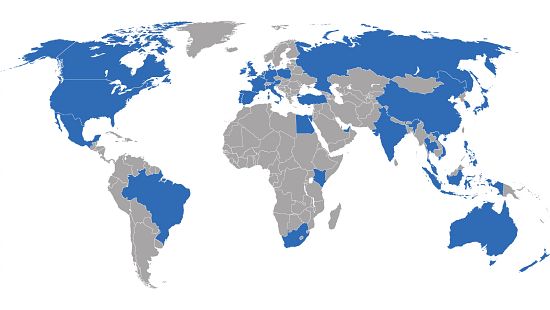 Alcance global, especialização regional